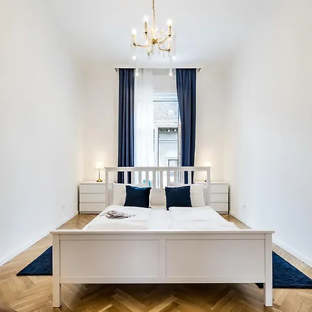K35 | Apartment